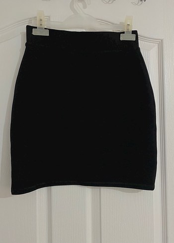 Kadın Siyah Piliseli Mini Etek - Görsel 3