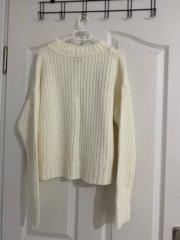 Beyaz Örgü Rahat Kesim Kadın Kazak - Görsel 2