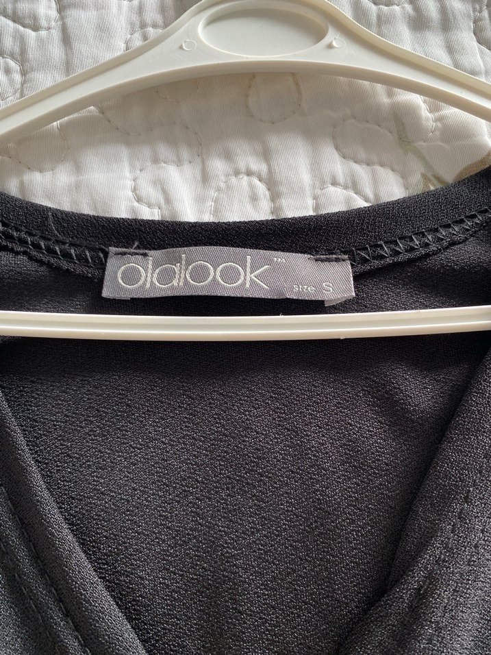 Uzun Kollu Siyah V Yakalı Uzun Elbise - Görsel 2