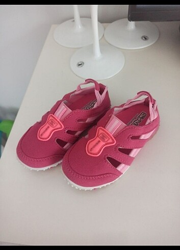 Sanbe Bebek ayakkabı 