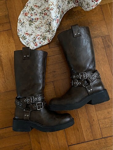 BERSHKA çizme - Görsel 4