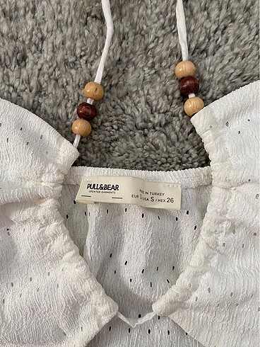 s Beden Pull&bear beyaz boncuklu crop