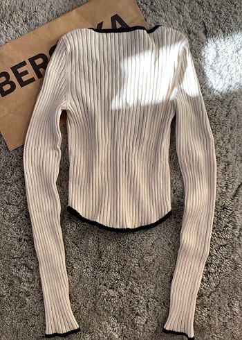 s Beden BERSHKA krem rengi bluz
