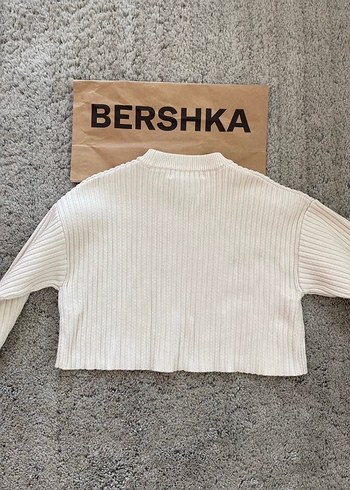 s Beden beyaz Renk Bershka Beyaz Örgü Kadın Kazak