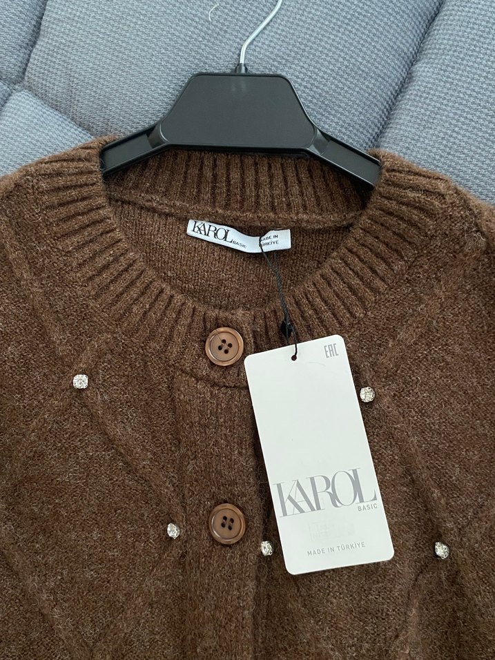 Nakışlı Kahverengi Örgü Hırka - Görsel 2