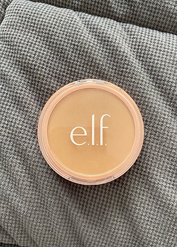 E.L.F e.l.f. Orijinal Hafif Bej Preslenmiş Pudra