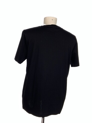 l Beden Diğer T-shirt %70 İndirimli.