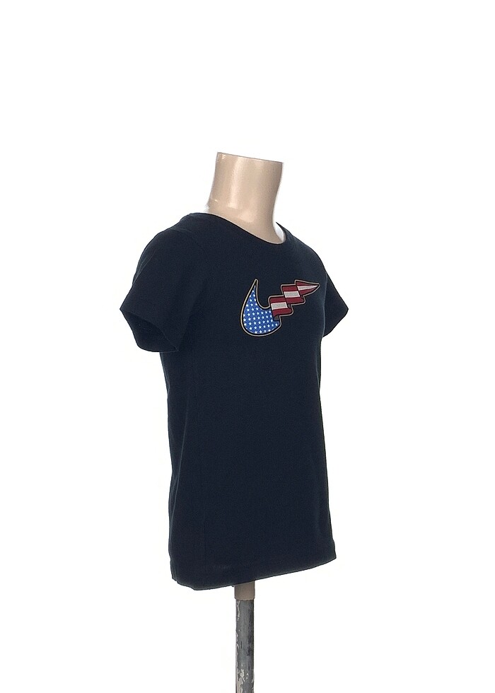 Nike T-shirt %70 İndirimli. - Görsel 2