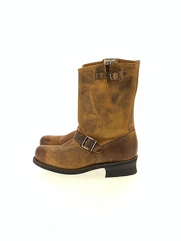 Frye Company Bot %70 İndirimli.