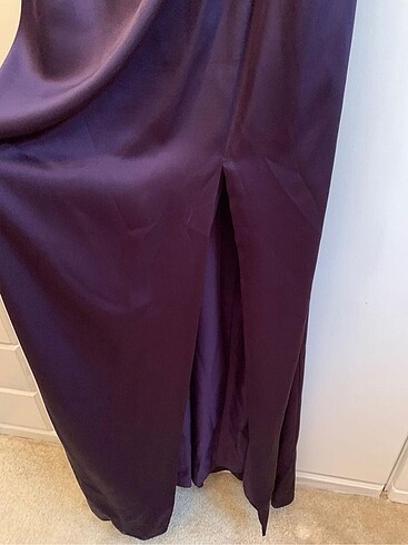 38 Beden Oleg cassini