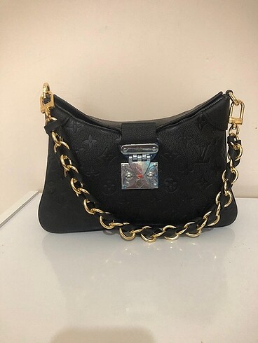 Louis Vuitton ÇANTA