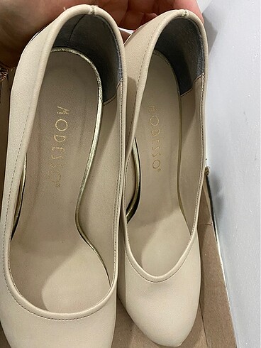 Zara 39