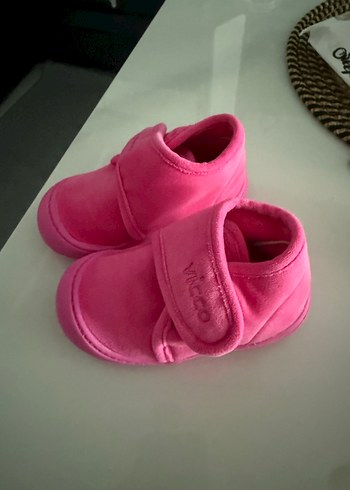 Kız Çocukları İçin Pembe Sıcak Ev Terliği - Görsel 7