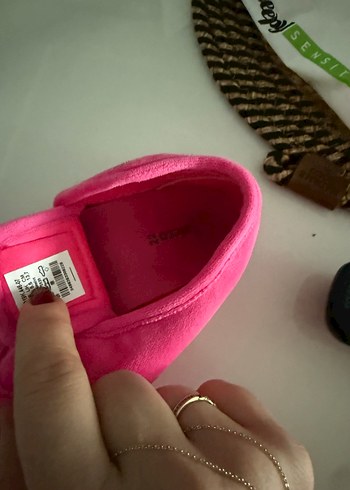 Kız Çocukları İçin Pembe Sıcak Ev Terliği - Görsel 4