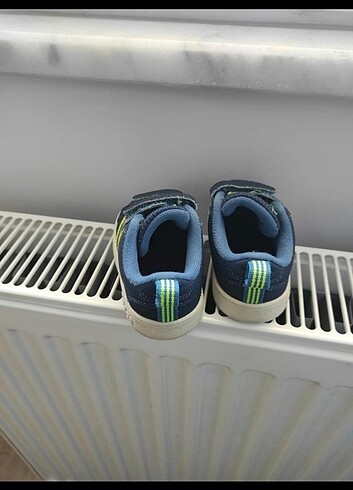 20 Beden Adidas ayakkabı 20 numara ayakkabi