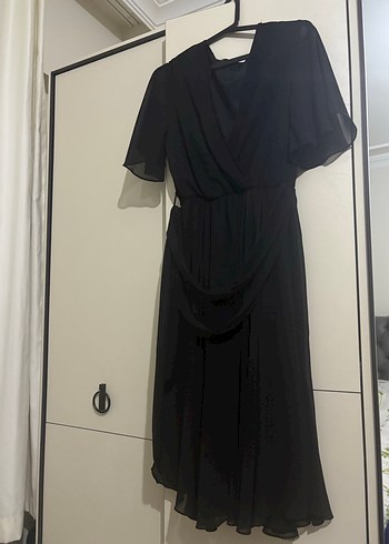 Siyah V Yaka Drapeli Uzun Kadın Elbise - Görsel 2
