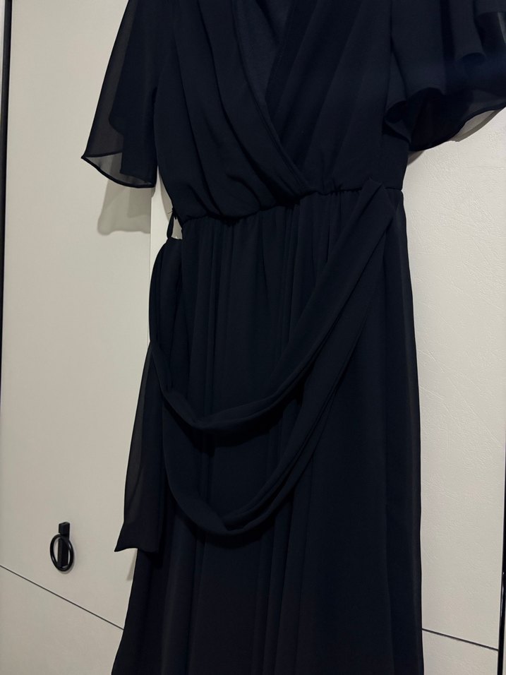 Siyah V Yaka Drapeli Uzun Kadın Elbise - Görsel 3