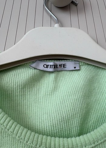 Sıfır kollu bluz - Görsel 2