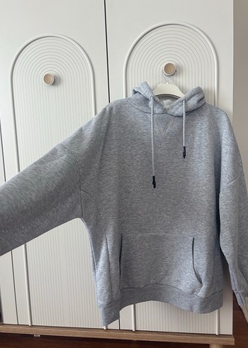 Gri Kapüşonlu Kadın Sweatshirt - Görsel 2