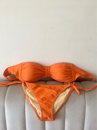 Turuncu Bikini takımı