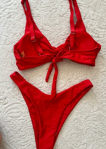 l Beden kırmızı Renk Kırmızı İnce Askılı Bikini Takımı