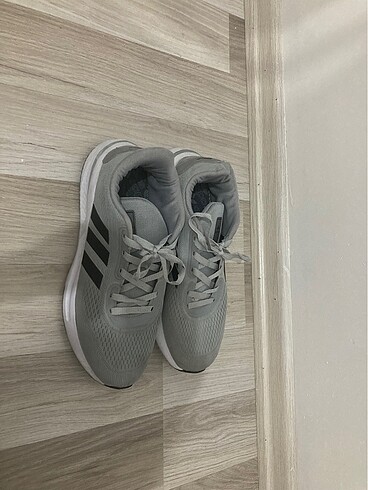 Erkek spor ayakkabısı 42 numara