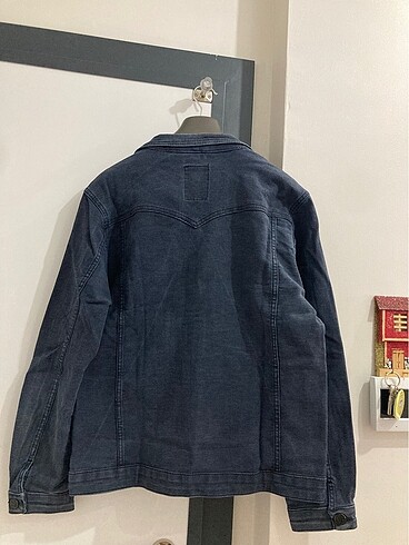 Diğer Erkek kot ceket slim fit yeni gibi bedeni xl