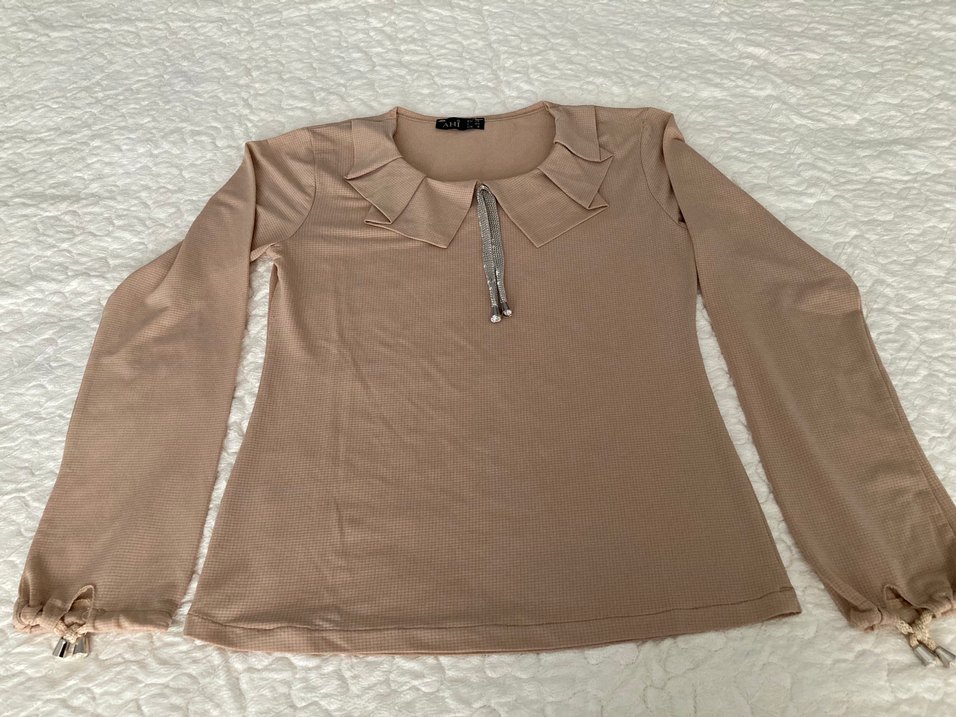 Bej yaka detaylı salaş bluz - Görsel 2