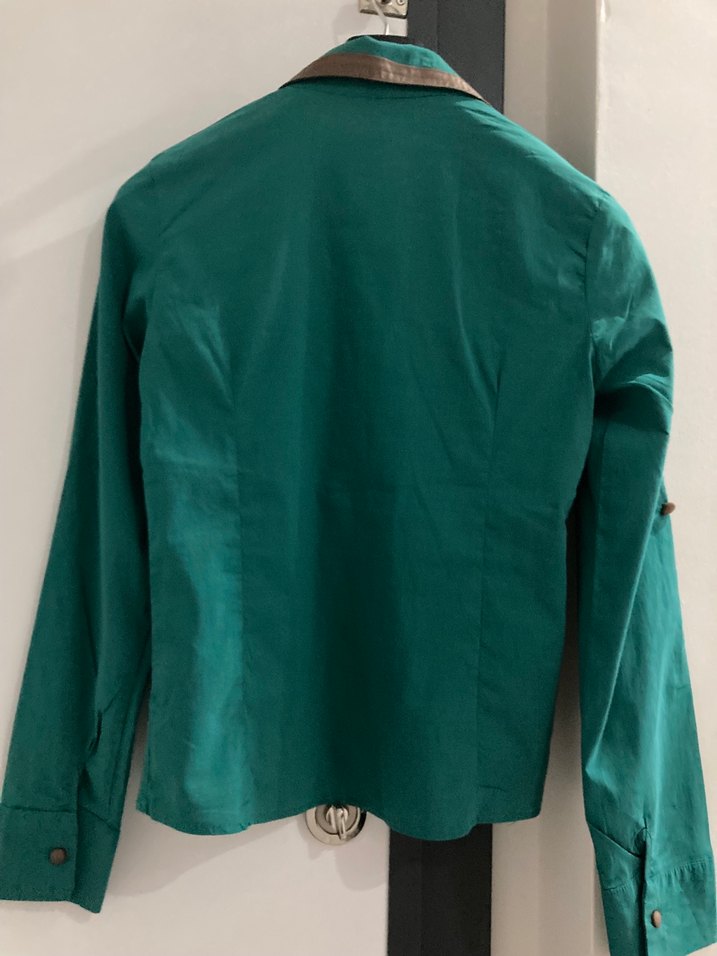 Düğmeli Turkuaz Kadın Gömlek - Görsel 2