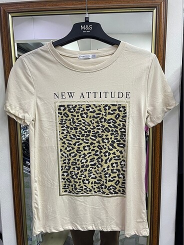 xs Beden ten rengi Renk Stradivarius Tshirt