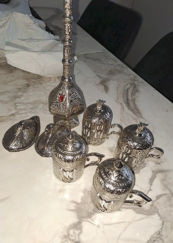 Gümüş Renkli İşlemeli Kahve Fincan Seti