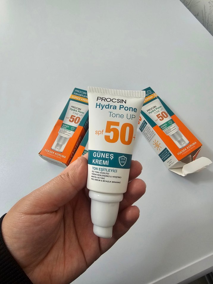 Procsin Hydra Pone Ton Eşitleyici Güneş Kremi SPF 50 - Görsel 3