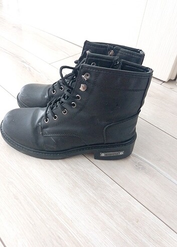 Siyah renk unisex bot