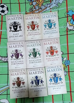 Taht Oyunları/Game of Thrones Özel Kutusuyla Birlikte 9 kitap