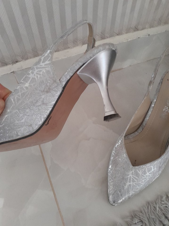 Şeffaf Detaylı Bej Kadın Topuklu Ayakkabı - Görsel 5