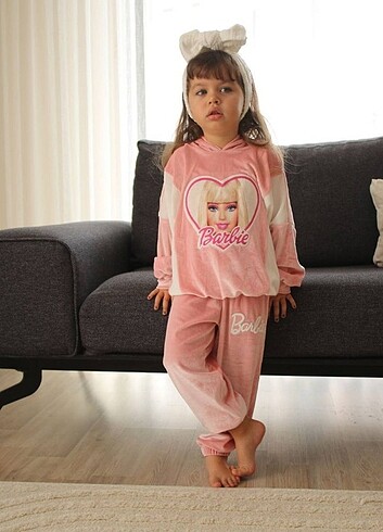 ZARA Barbie baskılı pijama takımı 