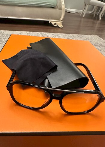 Kadın Siyah Parlak Modern Klasik Gözlük YSL - Görsel 2