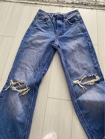 32 Beden Stradivarius d92 jean