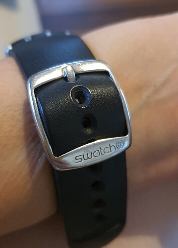 Swatch SWATCH siyah water resistant kadın saat