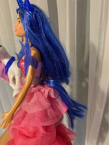 Barbie Barbie Unicorn bebek