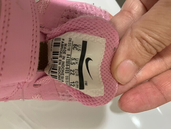 22 Beden Nike 22 numara