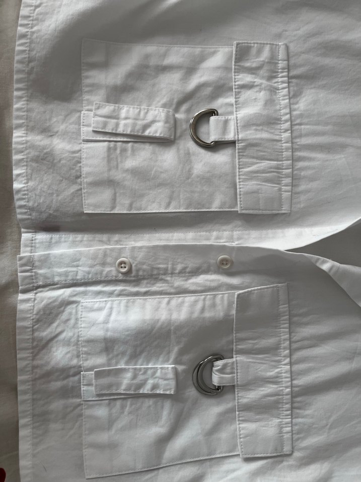 Beyaz Keten V Yaka Düğmeli Gömlek - Görsel 2