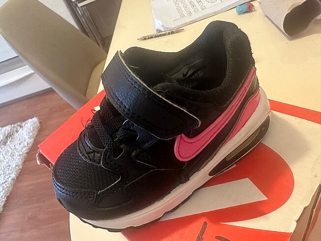 21 Beden Nike spor ayakkabı