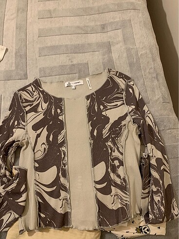 Koton Bisiklet yaka crop
