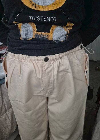 Düğmeli Bej Kadın Bol Kesim Midi Pantolon - Görsel 2