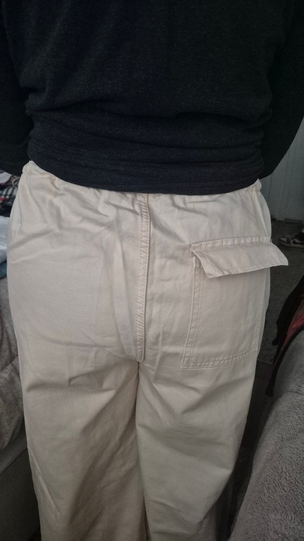 Düğmeli Bej Kadın Bol Kesim Midi Pantolon - Görsel 5