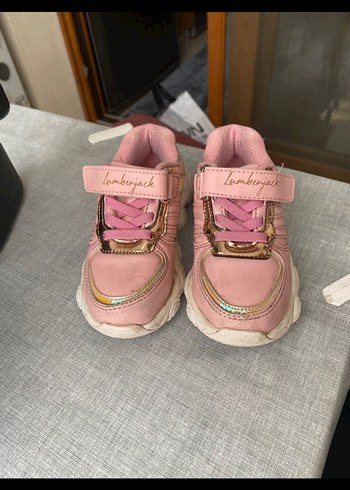 24 Beden pembe Renk Pembe Kız Çocuk Spor Ayakkabı Tokalı