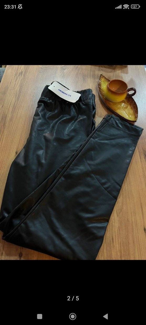 Kemerli Siyah Deri Kız Pantolonu - Görsel 2