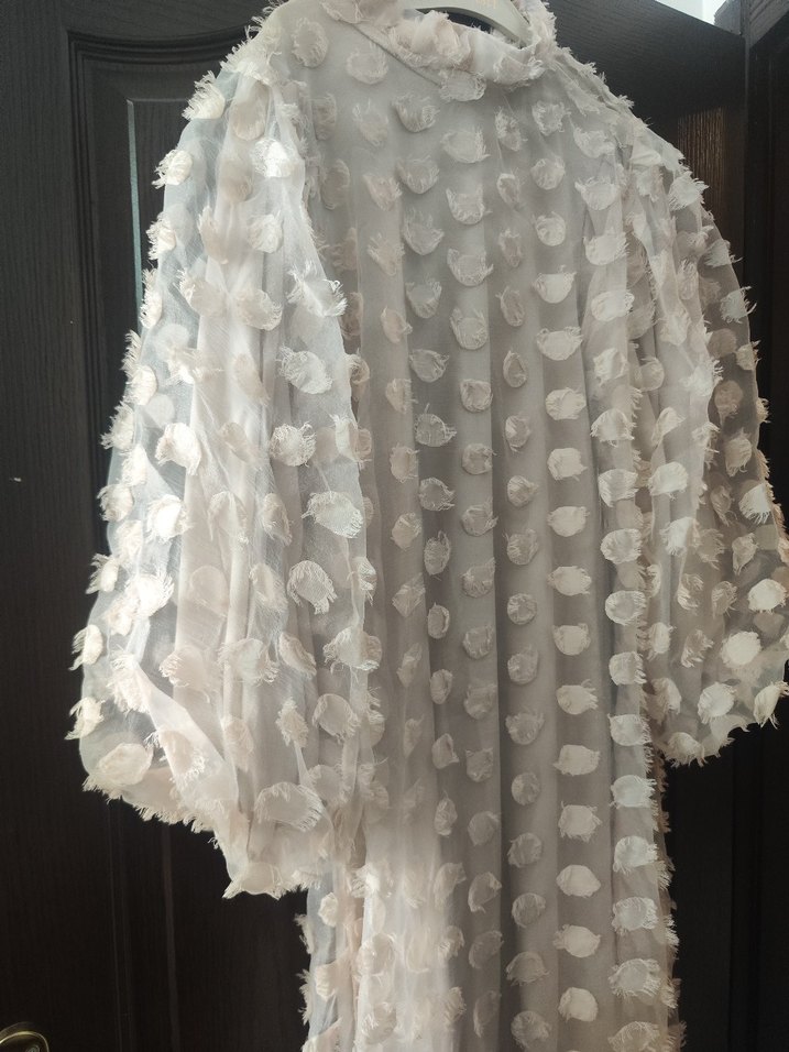 Uzun Beyaz Puantiyeli Bohem Elbise - Görsel 4