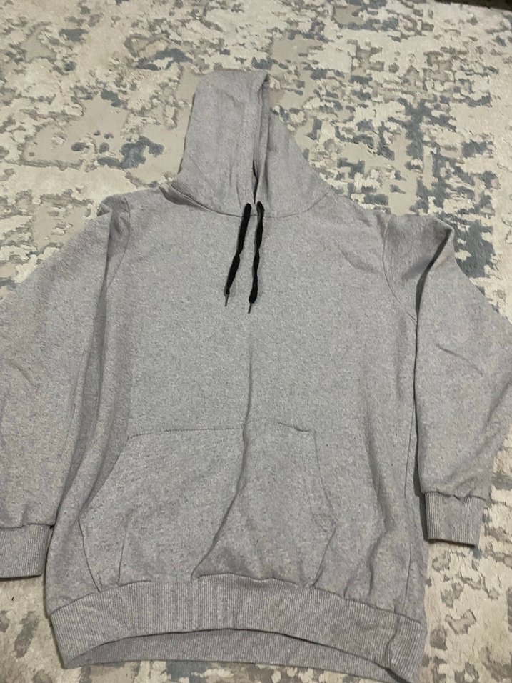 Gri Kapüşonlu Kadın Sweatshirt - Görsel 2